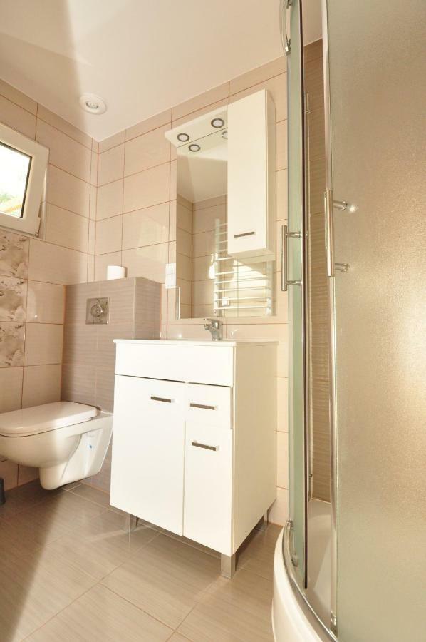 Nowe Komfortowe Domki Albatros Leba Exterior photo